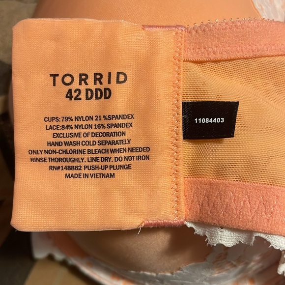 Torrid bra - Picture 3 of 3